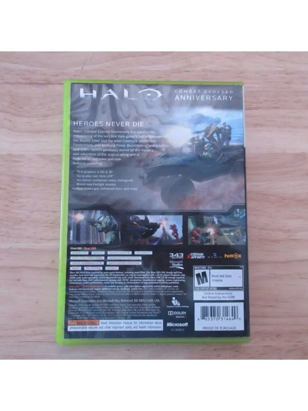 Halo: Combat Evolved -- Anniversary Edition (Microsoft Xbox 360, 2011) with Manu